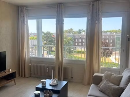 appartement f2/t2 quartier caserne carnot   balcon. 570 ha