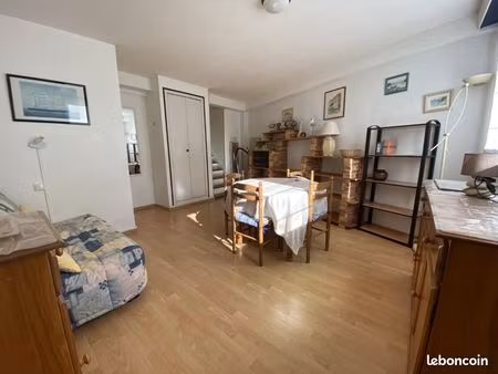 studio 1 pièce 23 m²