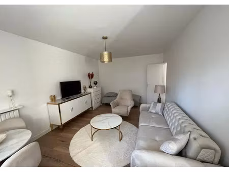 location meublée appartement 1 pièce 34 m² à noisy-le-grand (93160)  920 €