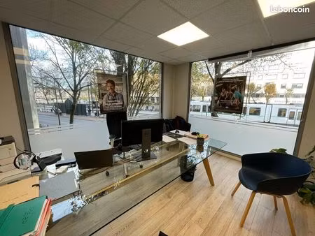 local commercial 125 m²