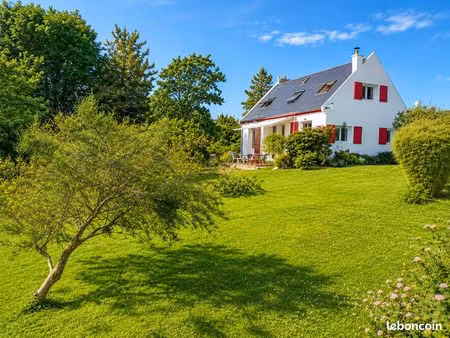 loue de septembre à juin : maison familiale lumineuse avec grand jardin arboré – île de gr
