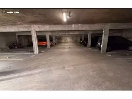 place de parking sous terrain centre ville