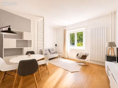 strasbourg – orangerie – prox. institutions – bel appartement 2 pieces - 65 m² - entiereme