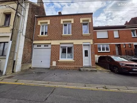 maison 6 pièces 110 m²