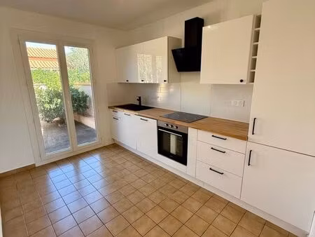 maison rénovée de 90m2 avec garage et jardin
