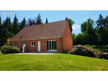 pavillon de plain-pied  grand terrain avec combles aménageables et sous-sol complet