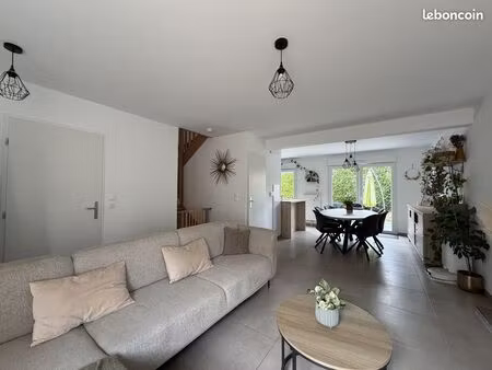 maison 4 pièces 98 m²