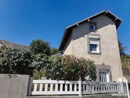 maison de bourg avec petit extérieur