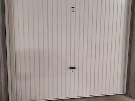 garage 15m2 en résidence sécurisée