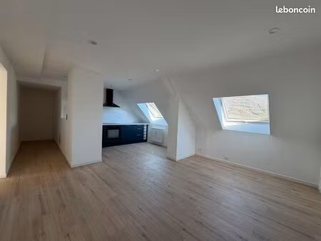 t3 - argeles gazost - vendu libre - cave + 2 parking - entièrement rénové