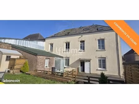 immeuble 9 pièces 200 m²