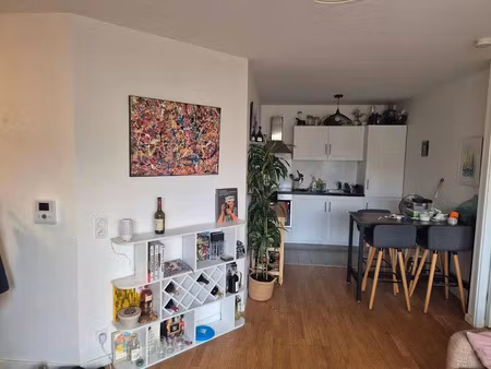 location meublée appartement 2 pièces 45 m² à nogent-sur-marne (94130)  1 260 €