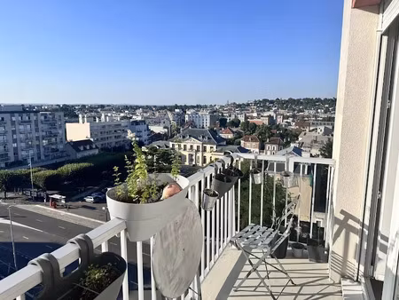 location meublée appartement 2 pièces 55 m² à villemomble (93250)  1 160 €