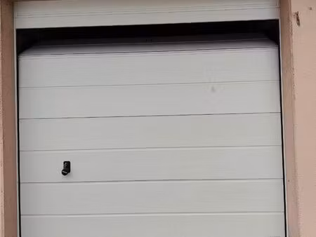 garage à louer douane de moillesulaz