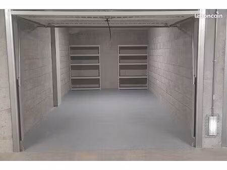 garage à louer