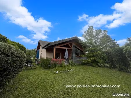 maison 7 pièces 140 m²