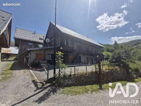maison 6 pièces 118 m²