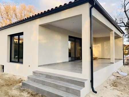 villa 4 pièces 90 m²