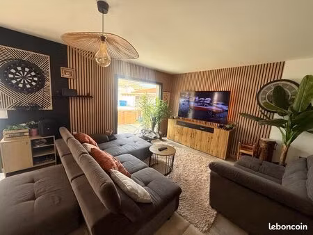 maison contemporaine 4 faces – 113 m² – 4 chambres – piscine – pia