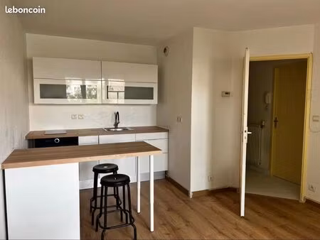 t1 bis + garage meublé