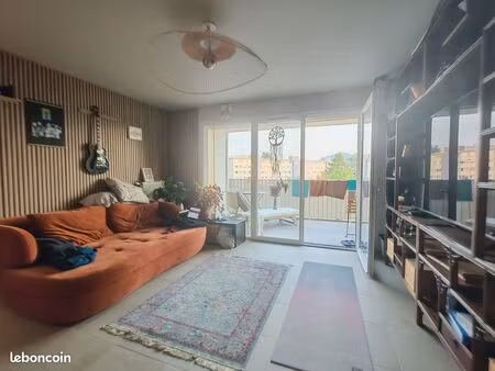 appartement sous location 2 août 2026
