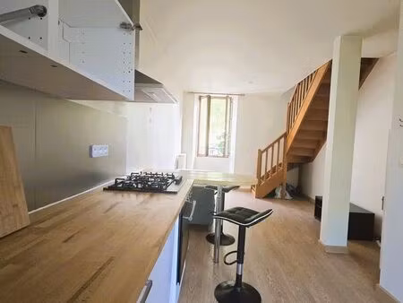charmant t2 bis duplex meublé 37m² à louer – bonneville (74)