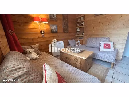coup de cœur appartement skis aux pieds rénové – charme savoyard & dpe e