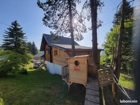 chalet 4 faces  4 chambres  jardin et vue imprenable