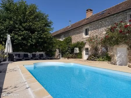 dracy-le-fort – proche givry  belle propriété en pierre avec dépendances  piscine et logem