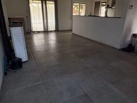 maison 5 pièces  113m2 sur 7 9 ares de terrain