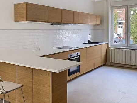 maison rénovée avec jardin et garage possible