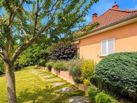propriété 5 pièces 132 m²