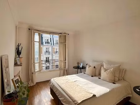 location meublée appartement 2 pièces 60 m² à paris 17ème (75017)  1 650 €