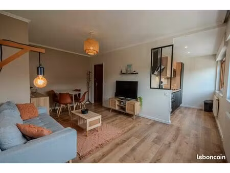 à vendre – t2 meublé de 40 47 m² – thonon-les-bains – 227 000