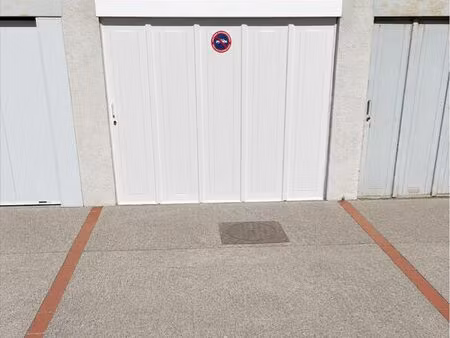 garage 14 m² + place de parking – port de canet-en-roussillon