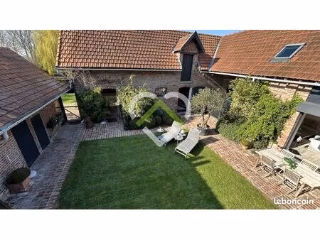 ferme 6 pièces 241 m²