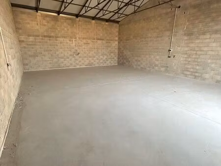hangar local  box de stockage