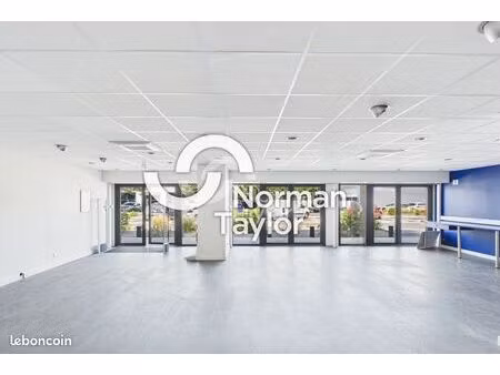 local commercial 100 m²