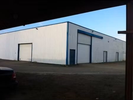 entrepot hangar