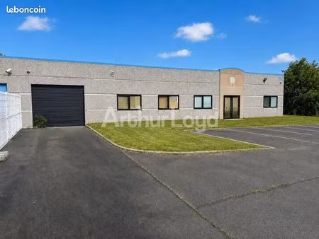 local industriel 440 m²