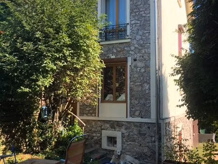 loue maison meulière 90 m2 et appartement 35 m2 avec grand jardin paysagé clôturé et place