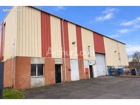 local d'activité 730 m²