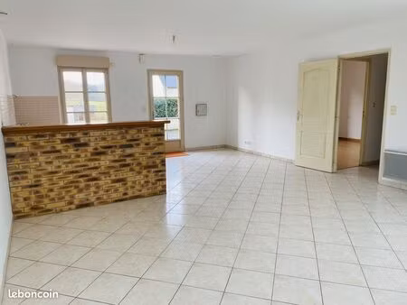 location maison de bourg