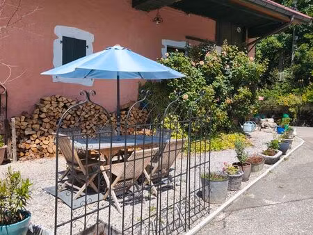 ancienne maison de village en pierre de 160 m² entièrement rénovée