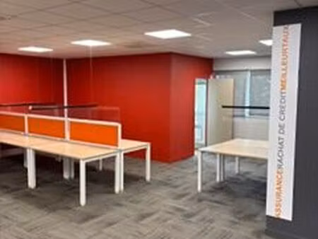 ensemble de bureaux de 308 m²