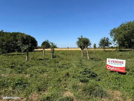 terrain 2 000 m² jouy le chatel
