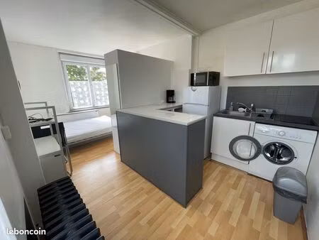 studio 20m2 meublé toutes charges comprises (eau  élec  chauffage…)