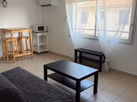 à louer studio