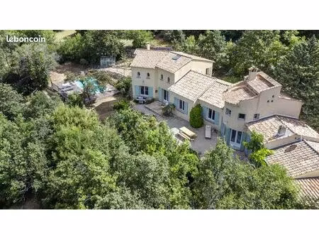 vends maison rénovée avec piscine et vue panoramique - 238m² - mont ventoux