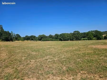 terrain 719 m² bernac